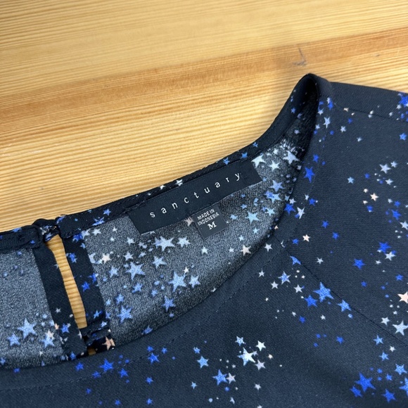 Sanctuary Blouse - Star Print with Ruffle Sleeves - Size MEDIUM M - Picture 6 of 11
